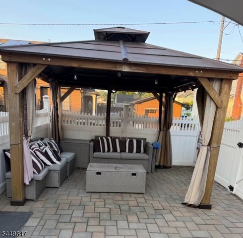 33 Adelaide St, Belleville Twp., NJ 07109