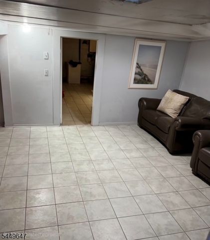33 Adelaide St, Belleville Twp., NJ 07109