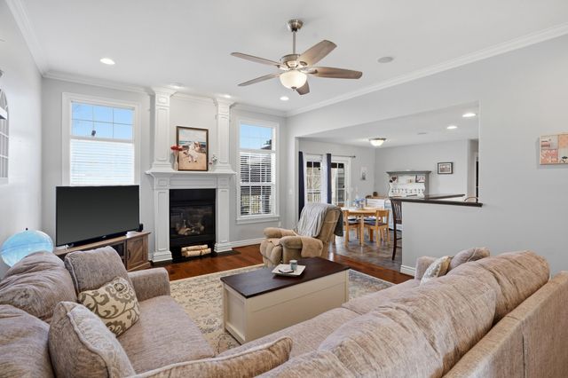 15 LEXIBELLE DR, Columbia, MO 65201