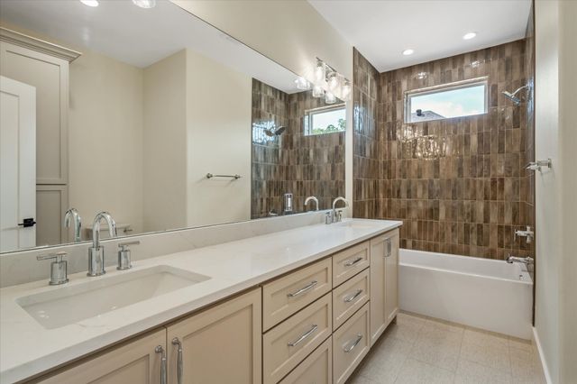 7146 Holly Square Court, Tyler, TX 75703
