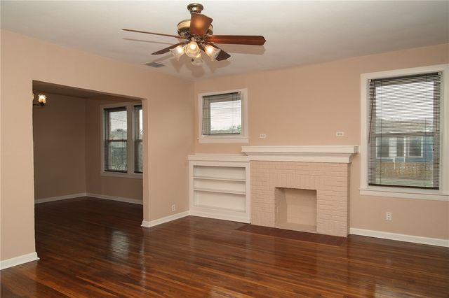 641 Naples St, Corpus Christi, TX 78404