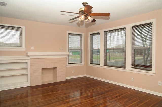 641 Naples St, Corpus Christi, TX 78404