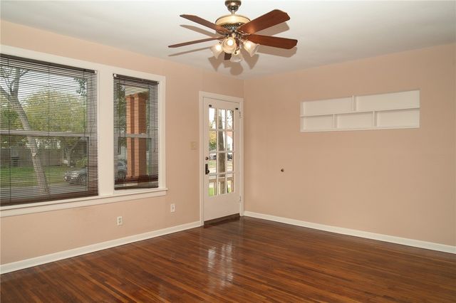 641 Naples St, Corpus Christi, TX 78404