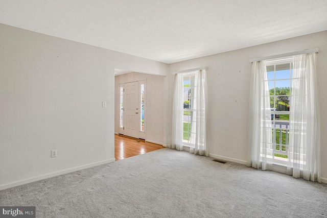 2269 SANSBURY DR, Chesapeake Beach, MD 20732