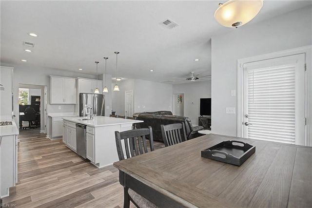 1313 Parkdale ST, Chesapeake, VA 23322