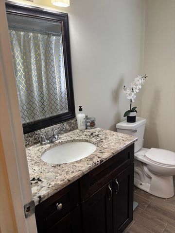 111 Greentree Court, Bolingbrook, IL 60440