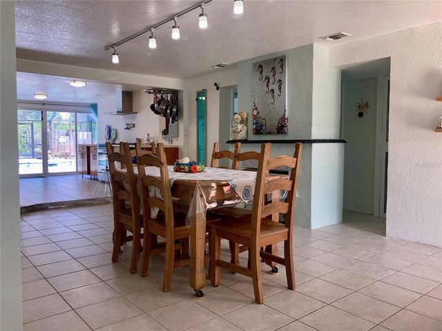 232 DARST AVENUE, Punta Gorda, FL 33950