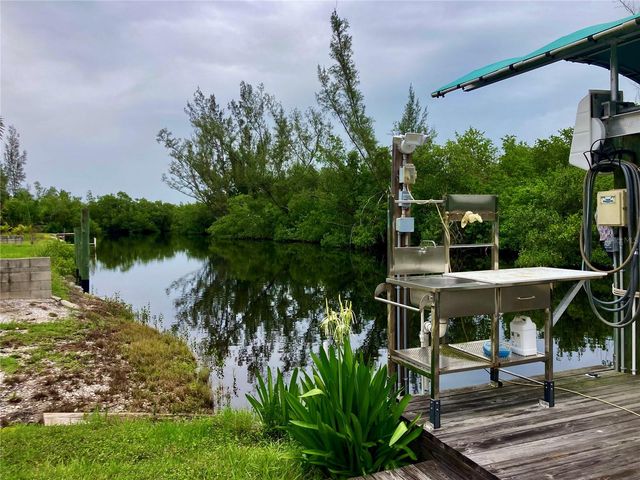 232 DARST AVENUE, Punta Gorda, FL 33950
