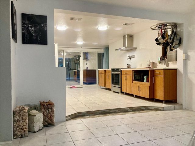 232 DARST AVENUE, Punta Gorda, FL 33950