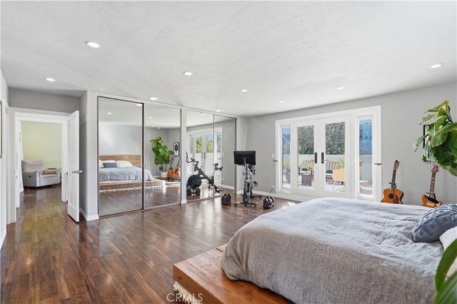 5244 Baza Avenue, Woodland Hills, CA 91364