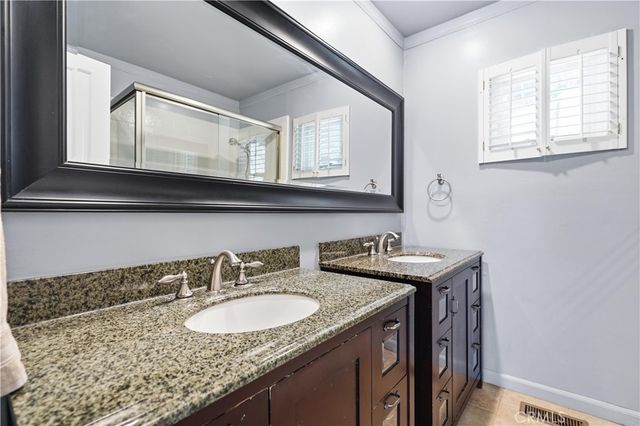 5244 Baza Avenue, Woodland Hills, CA 91364