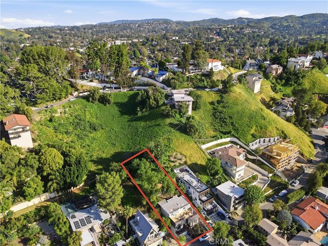 5244 Baza Avenue, Woodland Hills, CA 91364