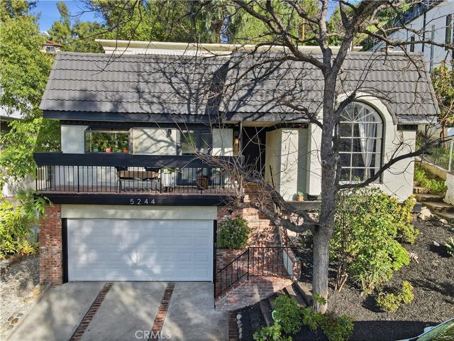 5244 Baza Avenue, Woodland Hills, CA 91364