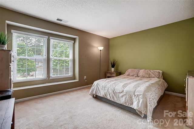 2717 Markham Woods Court, Charlotte, NC 28214