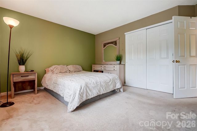 2717 Markham Woods Court, Charlotte, NC 28214