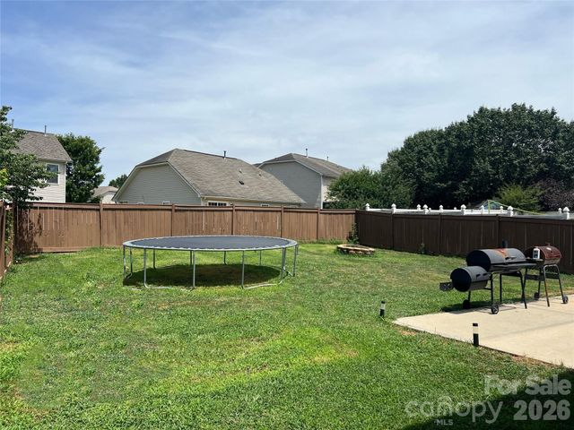 2717 Markham Woods Court, Charlotte, NC 28214