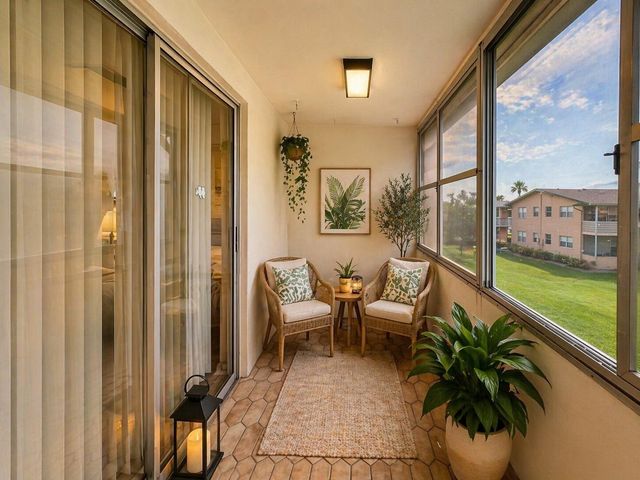 99 Canterbury D, West Palm Beach, FL 33417