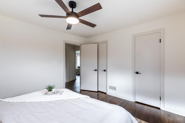 5858 Giffindale Drive, Green Twp, OH 45239