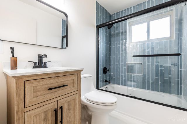 5858 Giffindale Drive, Green Twp, OH 45239