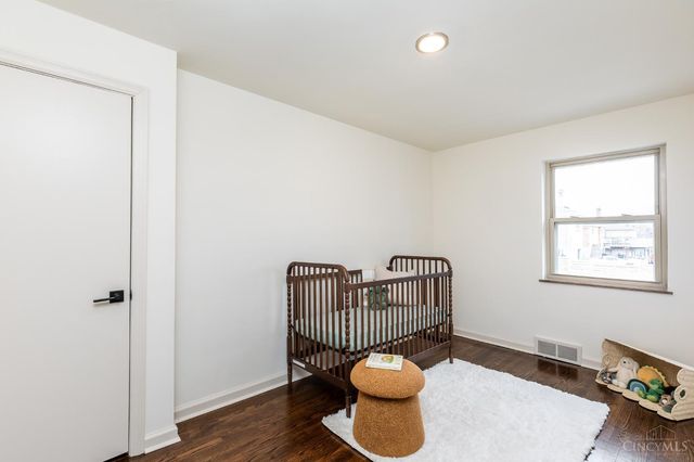 5858 Giffindale Drive, Green Twp, OH 45239