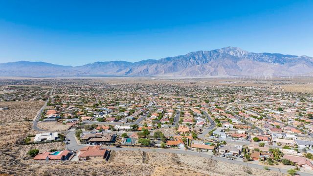 66924 Rayo Del Sol, Desert Hot Springs, CA 92240
