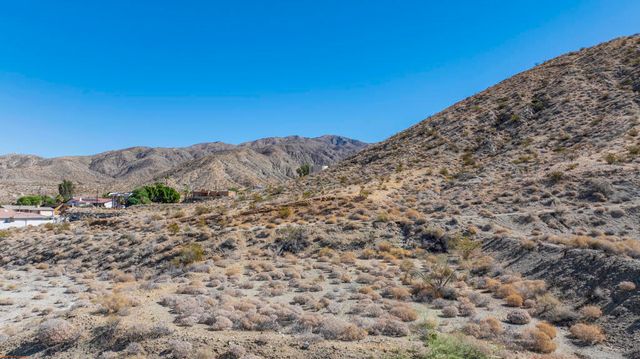 66924 Rayo Del Sol, Desert Hot Springs, CA 92240