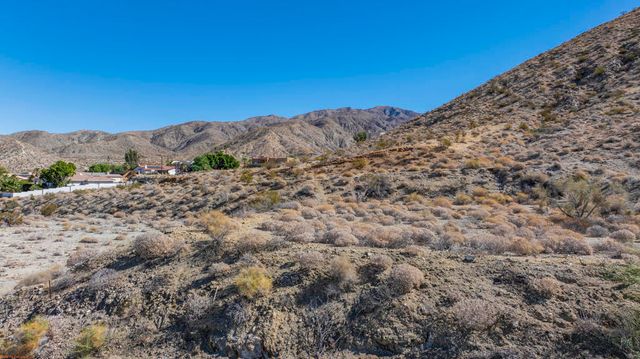 66924 Rayo Del Sol, Desert Hot Springs, CA 92240