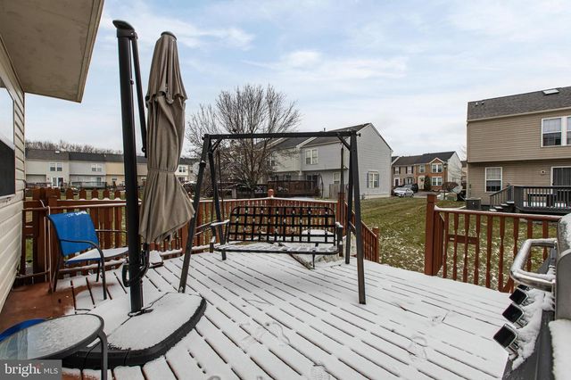 27 E NEWTOWN PL, Newark, DE 19702