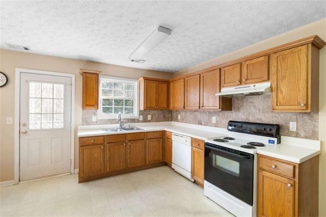 53 Diana Court, Jonesboro, GA 30238