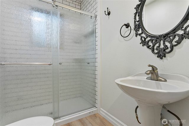 1100 Greenleaf Avenue, Burlington, WA 98233