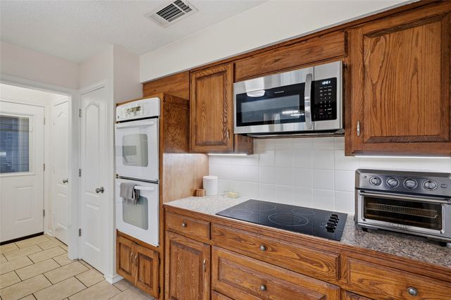 185 Owens Road, Bells, TX 75414
