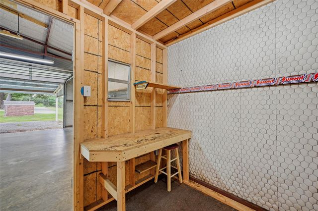 185 Owens Road, Bells, TX 75414