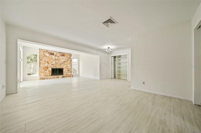 10403 LAKE CARROLL WAY, Tampa, FL 33618