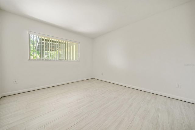 10403 LAKE CARROLL WAY, Tampa, FL 33618