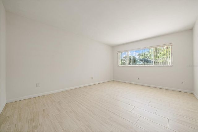 10403 LAKE CARROLL WAY, Tampa, FL 33618