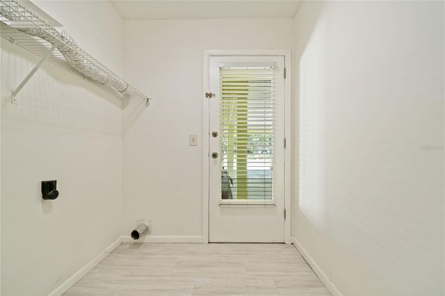 10403 LAKE CARROLL WAY, Tampa, FL 33618