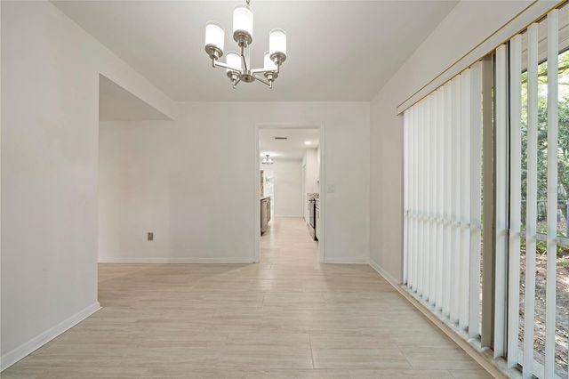 10403 LAKE CARROLL WAY, Tampa, FL 33618