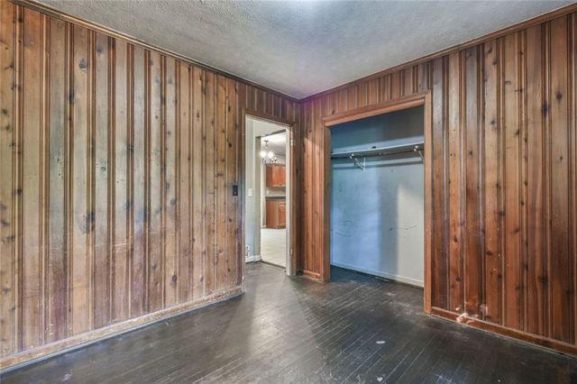 625 Long Circle NW, Lawrenceville, GA 30044