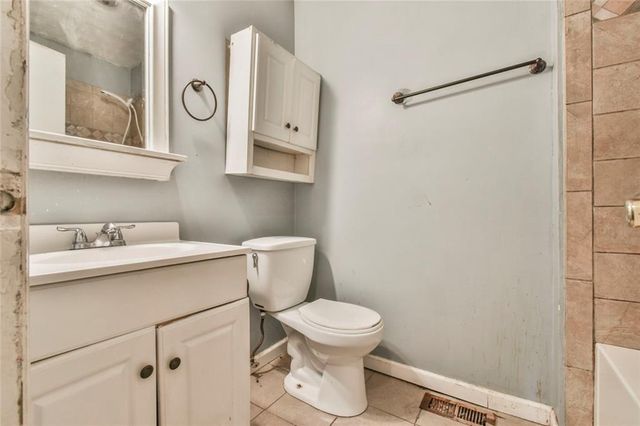 625 Long Circle NW, Lawrenceville, GA 30044