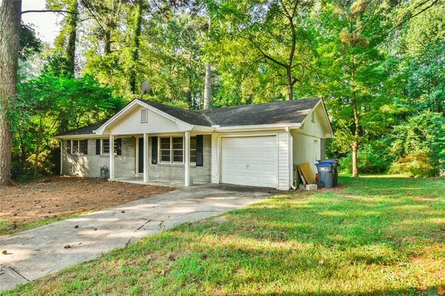625 Long Circle NW, Lawrenceville, GA 30044