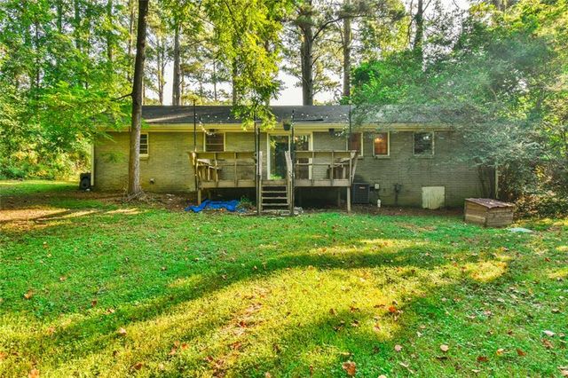 625 Long Circle NW, Lawrenceville, GA 30044