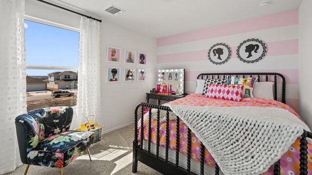 173 Schuenemann WAY, Uhland, TX 78640