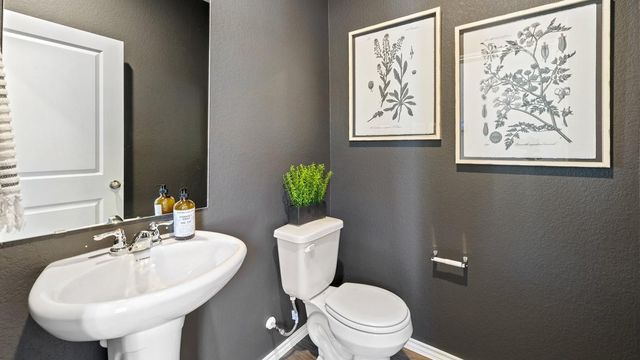 173 Schuenemann WAY, Uhland, TX 78640