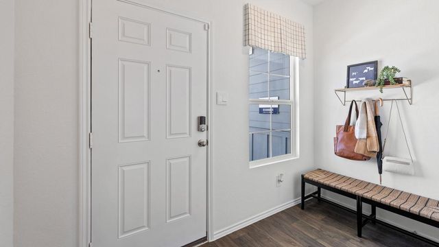 173 Schuenemann WAY, Uhland, TX 78640