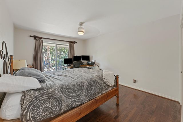 5821 Copperwood Lane 2126, Dallas, TX 75248