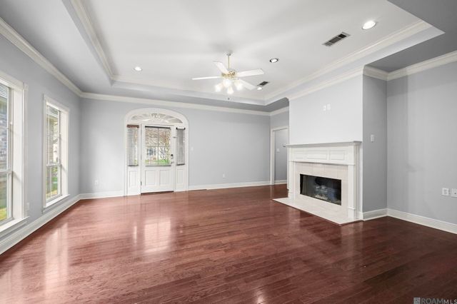 8624 E Cypress Point Ct, Baton Rouge, LA 70809