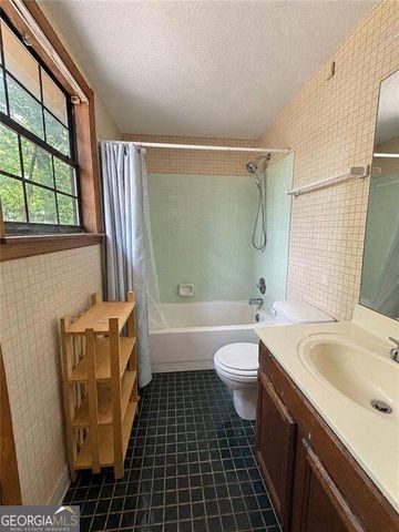 3893 Nowlin Road NW, Kennesaw, GA 30144