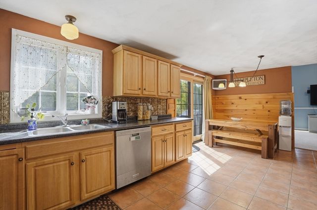 160 Gray Road, Templeton, MA 01468