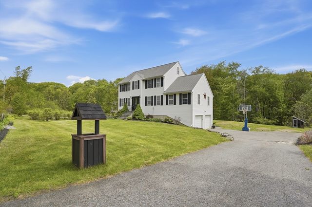 160 Gray Road, Templeton, MA 01468