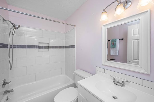341 Oxford Road, Ladson, SC 29456